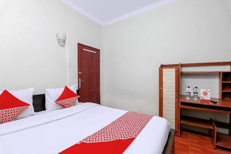 Reddoorz At Serdika Pavilion Berastagi Zewnętrze zdjęcie